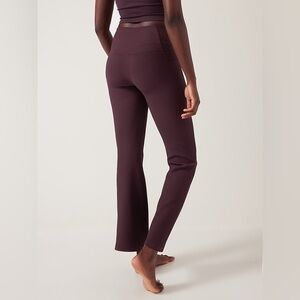 NWT Athleta Salutation Stash Ribbed Flare Leggings Sz S Spiced Cabernet